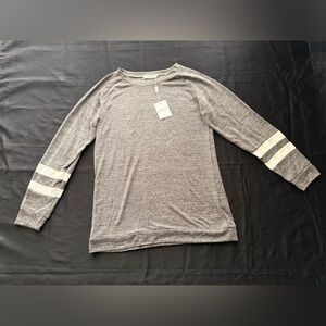 Haute Edition Gray Soft & Cozy Long Sleeve Women’s Top Size M NWT Loose Fit